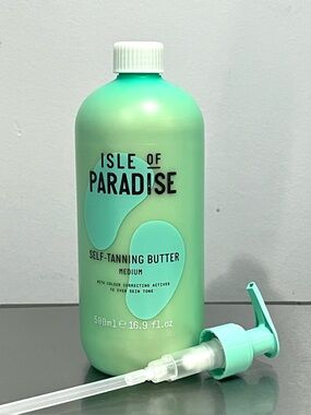 Isle of Paradise Medium Self-Tanning Moisturizing Body Butter with Pump 16.9 oz